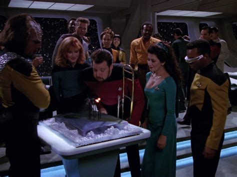 Ex Astris Scientia - Observations in TNG: "Future Imperfect"