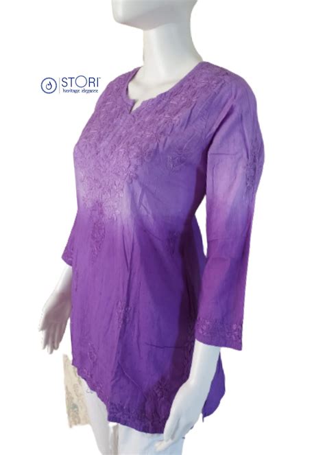 Rihaana Lavendar Dobby Cotton Ombre Shaded Short Chikankari Kurti – STORI