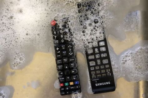 Cleaning Remote Control Buttons 的图像结果