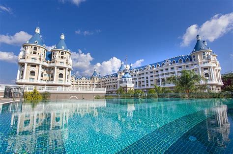 Haydarpasha Palace Pool: Pictures & Reviews - Tripadvisor