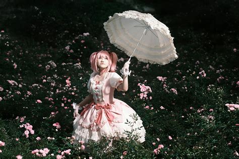 Beautiful+Girls+With+Big+Tit+In+Bikinis Photos, Download The BEST Free ...