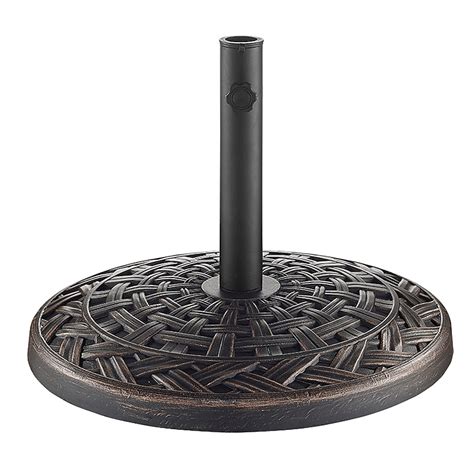 Walker Edison Antique Bronze Patio Umbrella Base in the Patio Umbrella ...