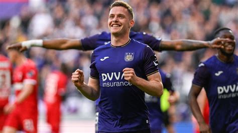 Man City to sign defender Sergio Gomez from Anderlecht - Pep Guardiola ...