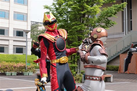 KAMEN RIDER GAVV & NO.1 SENTAI GOZYUGER DOUBLE HERO SUMMER MOVIE 2025 ...