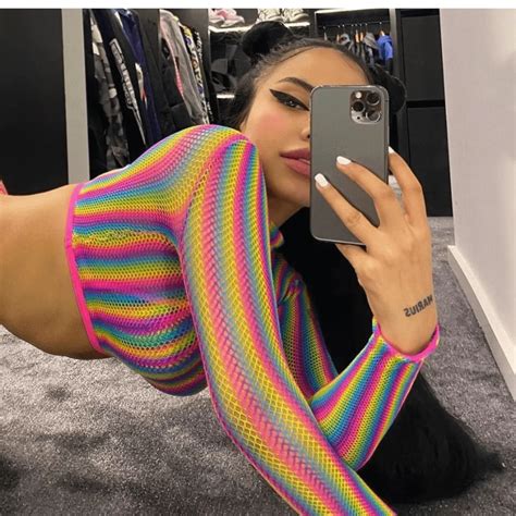 Gina Savage OnlyFans Star: How Old Is She? Bio, Height, Age, Weight, Net Worth, Boyfriend ...