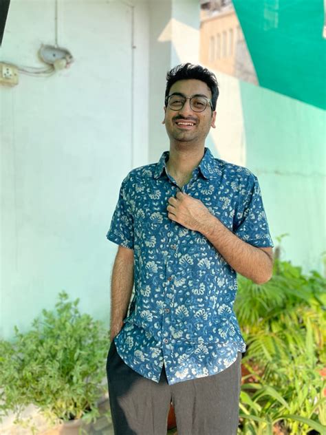 Buy Men's Half Sleeves Cotton Shirt | Chevron shirt | Tamarind Chutney