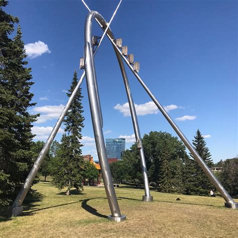 VICTORIA PARK WIND CHIME SCULPTURE (2026) All You Need to Know BEFORE ...