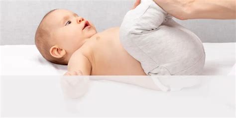 Cloth Diapers & Hip Dysplasia: Facts You Should Know