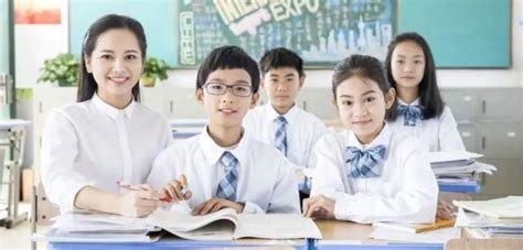 港籍孩子，在内地读高中还是回香港读？ - 知乎