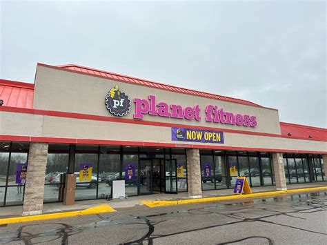 New Planet Fitness location opens in Columbia City - WOWO News/Talk 92. ...