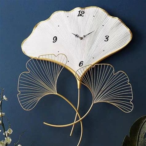 Floral White Metal Wall Clock – Creator Handicrafts