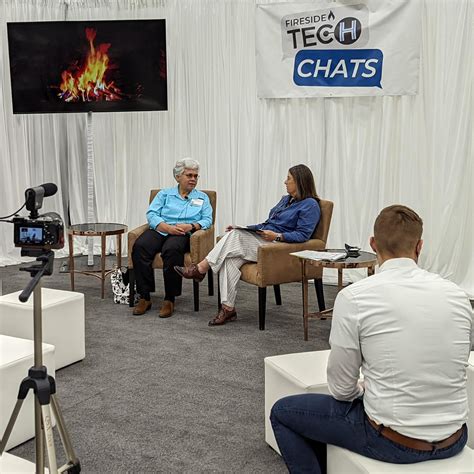 Fireside Chats 的图像结果