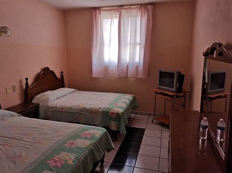 HOTEL DEL CARMEN (Acambaro) - Specialty Hotel Reviews & Photos ...