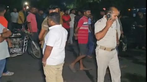 Contractual workers of Talcher mine stage protest demanding Durga Puja ...