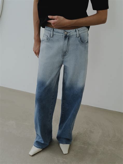 Loose jeans with gradient :: LICHI - Online fashion store