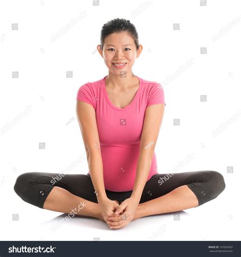 32 Prenatal Yoga Butterfly Pose Images, Stock Photos & Vectors ...