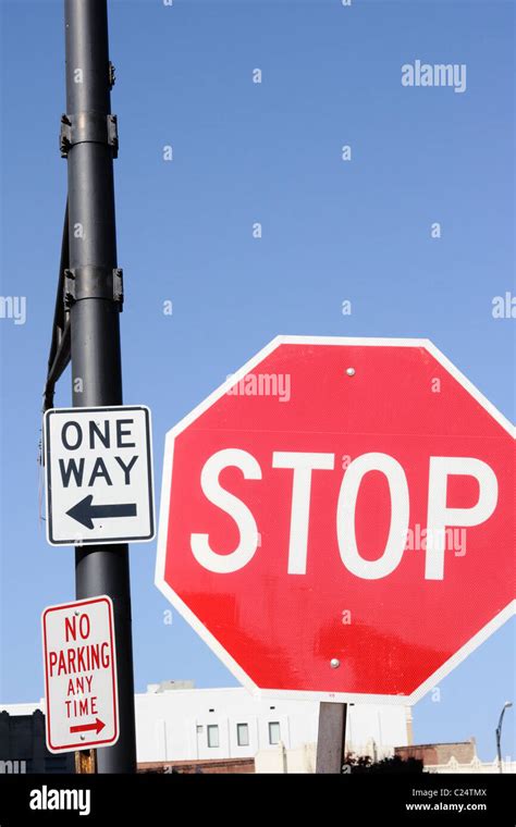 Traffic signs, USA Stock Photo - Alamy