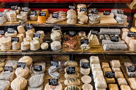 France Culture and Traditions | Rough Guides