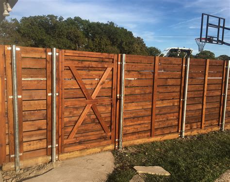 Horizontal Wood Fences | A Better Fence Company | Horizontal Fences