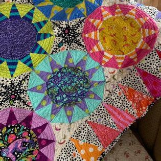 Longarm Quilting - Thread the Needle Quilt Studio