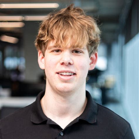 Chris - Maths teacher - ₹2596/h