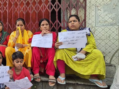 Is 'Lady Don' Zikra behind the exodus of Hindus? | Yogi for Seelampur