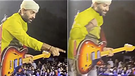 Watch Arijit Singh Get Mad At Fan Pushing His 2-Year-Old Kid Towards ...