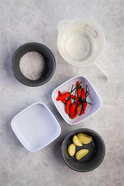 Hawaiian Chili Pepper Water - Keeping It Relle