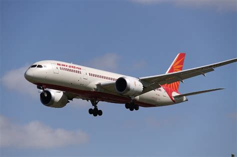 India needs 20,000 pilots as aviation sector expands: Civil Aviation ...