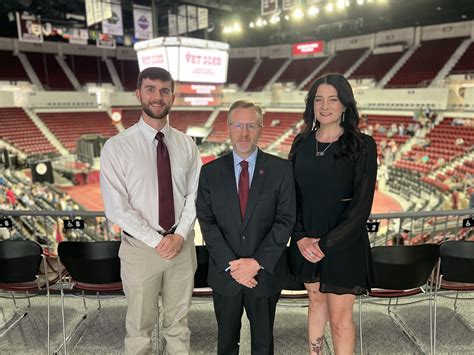 Two Mississippi State Veterinary Graduates Receive 2025 David Waide ...