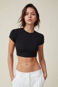 Tunics (ट्यूनिक) - Buy Latest Tunics for Women 2022 Online at Best ...