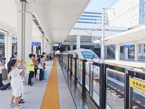现代客运站,车站,候车厅3d模型下载-【集简空间】「每日更新」