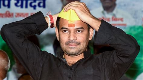 'हमारे नादान भाई ने कहा...', तेजस्वी ने पार्टी को बताया 'मां-बाप' तो ...