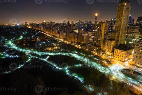 New York City Central Park panorama aerial view at dark night 17707094 ...