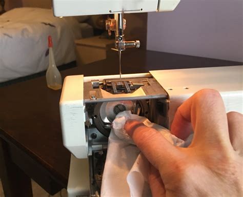 ProfessorPincushion Tutorialscleaning Sewing Machine 的图像结果