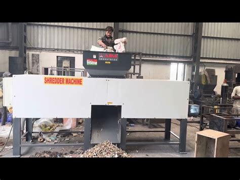 Waste Shredding Machine - Plastic Shredder Manufacturer from Ahmedabad