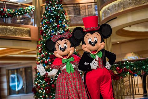 Very Merrytime Cruise - Completet Guide to Disney Christmas Cruise