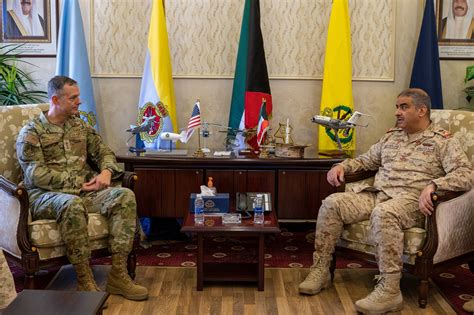 9 AF (AFCENT) commander meets with Canadian, Italian and Kuwaiti key leaders > U.S. Air Forces ...