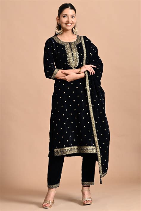 Blue Velvet Printed Kurta Set – SABHYATA CLOTHING