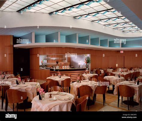 Fancy Restaurant 的图像结果