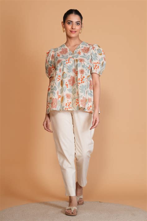 Off White Floral Alia Cut Cotton Top – situ