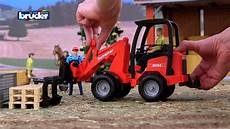 ausmalbild bruder fahrzeuge sch 228 ffer hoflader 02191 bruder spielwaren ausmalbild bruder fahrzeuge sch 228 ffer hoflader 02191 bruder spielwaren