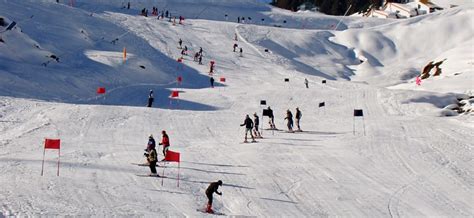 Skiing at Auli | Winter Skiing Course Program