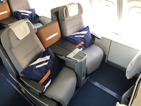 Lufthansa 747 Business Class 的图像结果