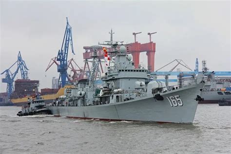 051湛江舰功成身退，052D将继承舰名成为新一代湛江舰_驱逐舰