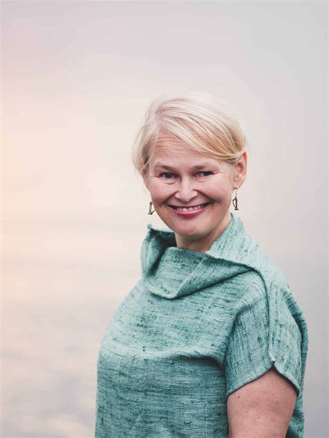 Satu Ekman ja Kolmannen maan taika | Kirjavinkit