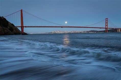 Locations for Photographing the Golden Gate Bridge - California Beaches