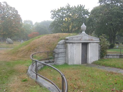 Maynard Life Outdoors and Hidden History of Maynard: Maynard Walking Tours