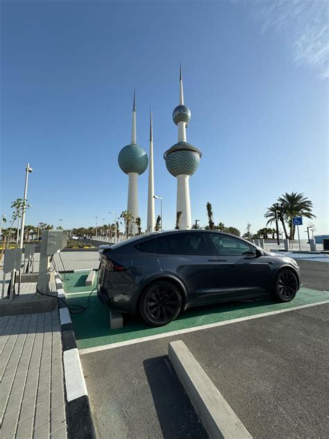 Kuwait Towers | Kuwait City, Al Asimah Governate | EV Station