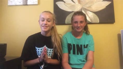 Our Fail Yoga Challenge 的图像结果